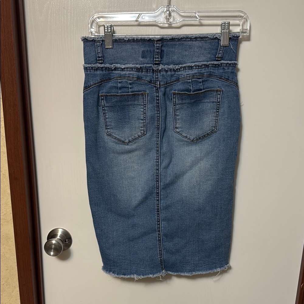 Kreamy Denim Pencil Skirt Size 0